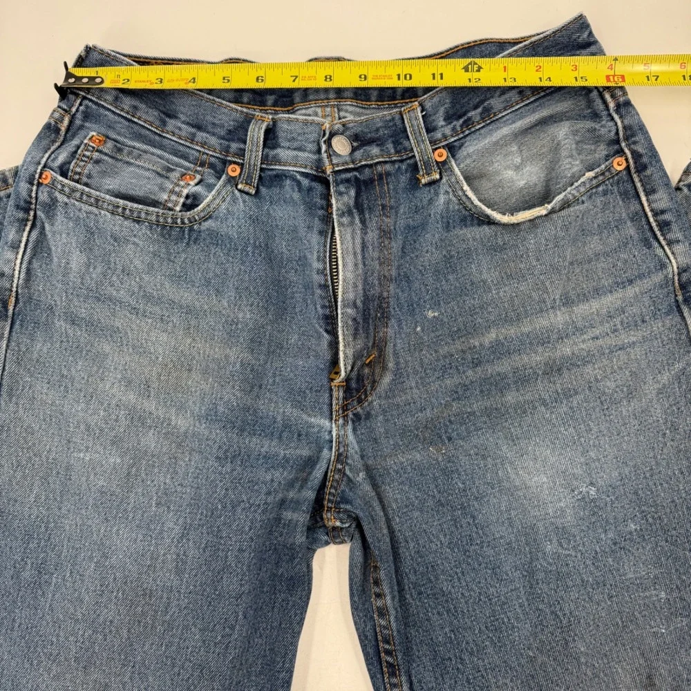 Levi's 550 Mens Jeans Medium Wash Button Fly‎ Straight Leg 33x34
